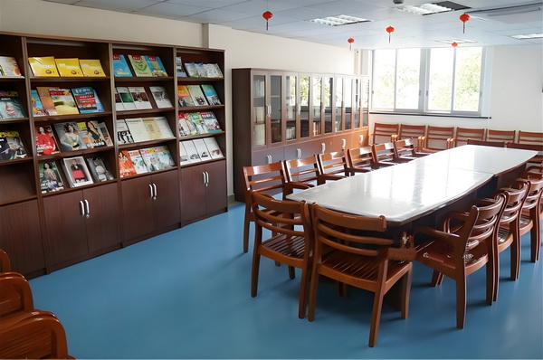 毕业生入户深圳需要有工作吗_神坛上的陈佩斯：九十年代的因，今日的果 神坛上的陈百日待到女儿时
